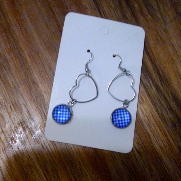 Earrings - Picture 2 of 2